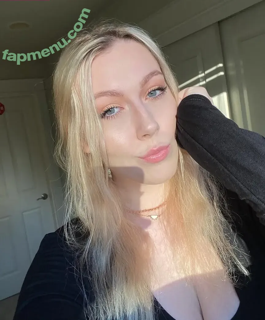 Sxphstel nude photo #0002 (Sxphstel)