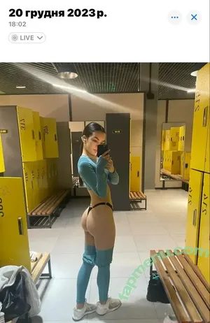 Syakaya nude photo #0043