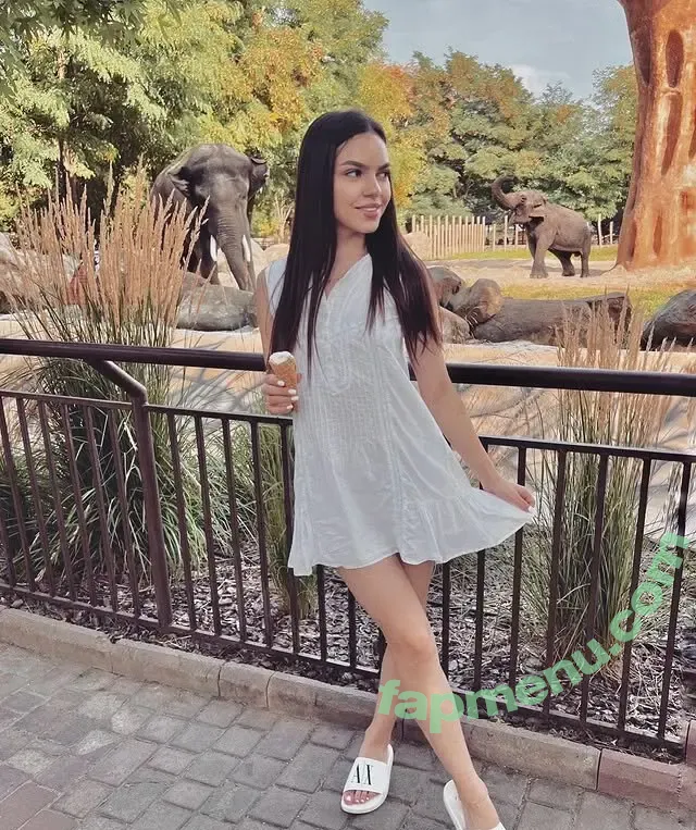 Syakaya nude photo #0020 (Syakaya)