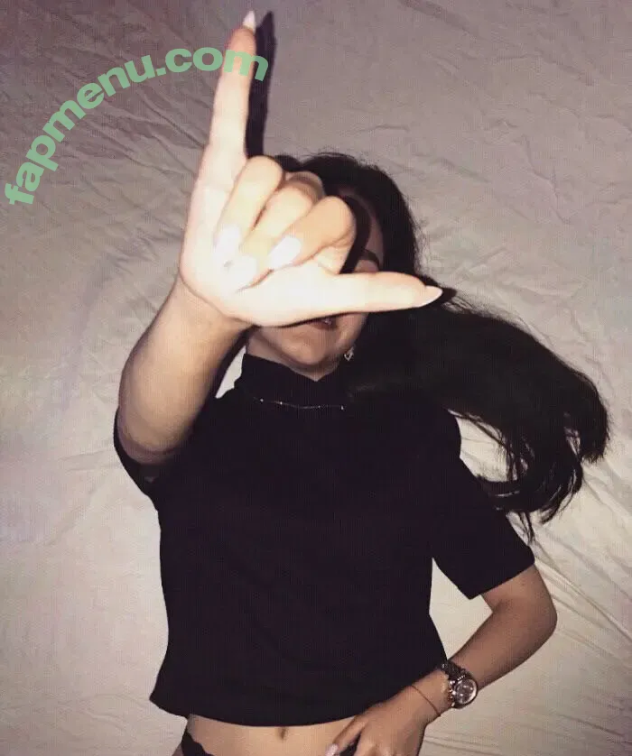 Syakaya nude photo #0025 (Syakaya)