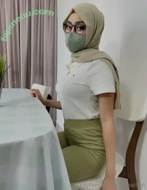 syakhalifah / syairahshahid nude photo #0008