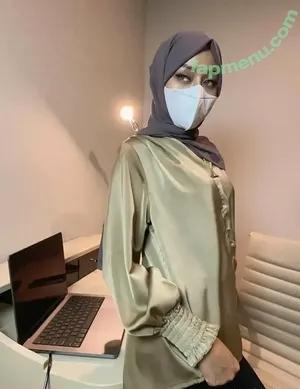 syakhalifah / syairahshahid nude photo #0001