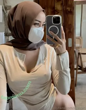 syalifah / syakhalifah / syali_fahh nude photo #0007