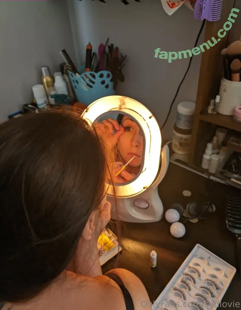 sydlovie nude photo #0011 (syd.lovie)