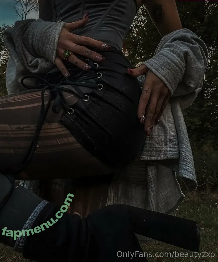 Sydney Angel nude photo #0054 (Beautyofangelsz / only-angel / sydneyangelxo / user)