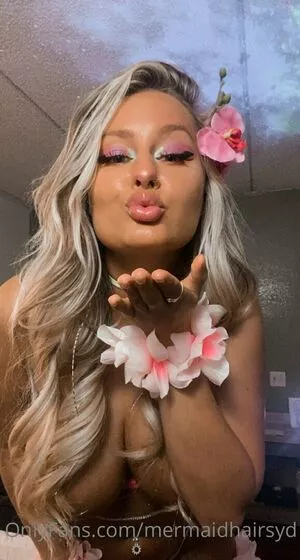 Sydney Fuller Marr / happymermaid011 / mermaidhairsyd nude photo #0017