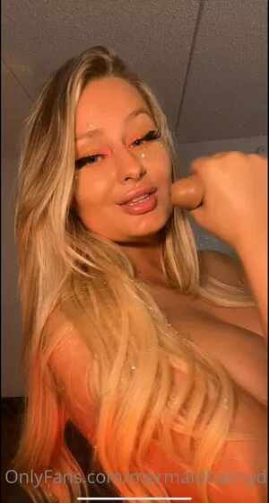 Sydney Fuller Marr / happymermaid011 / mermaidhairsyd nude photo #0061