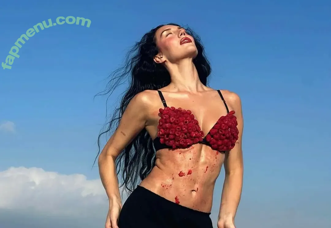 Sydney Lynn Carlson nude photo #0020 (sydneylcarlson / sydneylynncarlson)