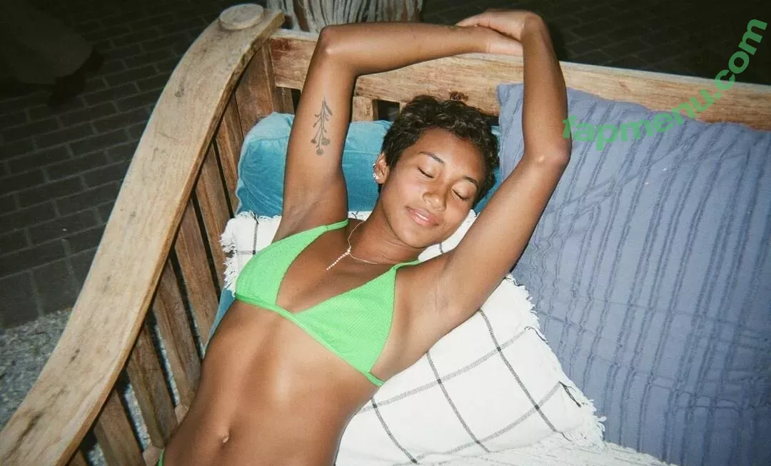 Sydney Park nude photo #0112 (heysydneypark)