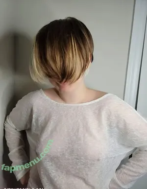  nude photo #0001