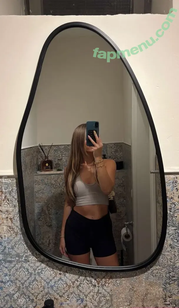 Sydney Ramolla nude photo #0527 (sydney.ra / sydney.ramolla / sydneyra)