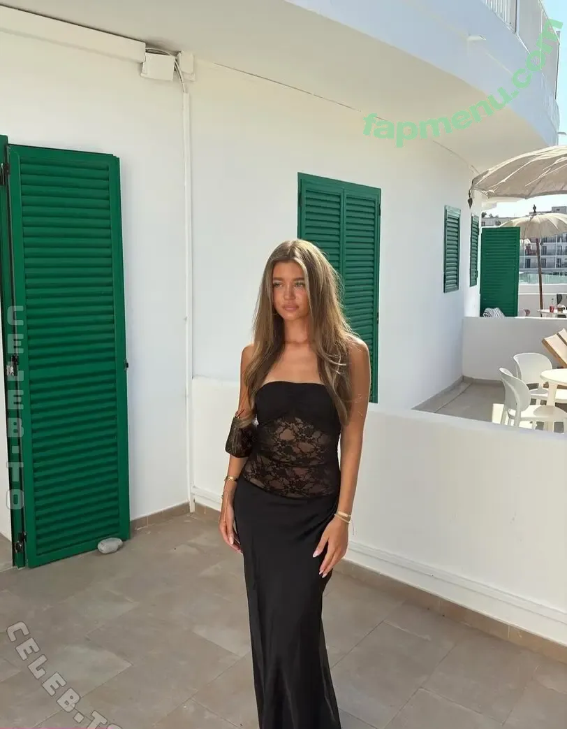 Sydney Ramolla nude photo #0536 (sydney.ra / sydney.ramolla / sydneyra)