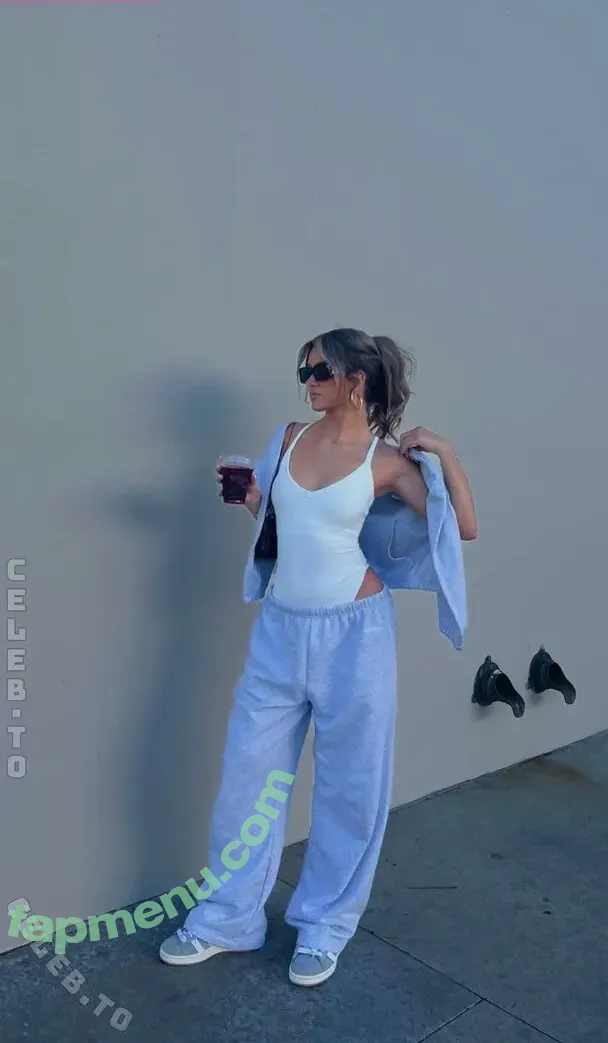 Sydney Ramolla nude photo #0575 (sydney.ra / sydney.ramolla / sydneyra)