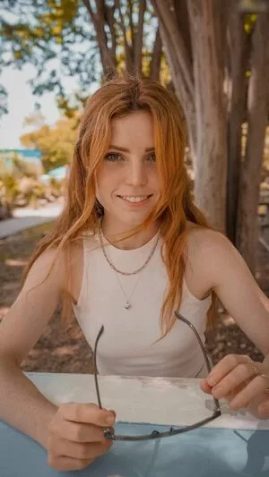 Sydney Sierota / sydneysierota nude photo #0063