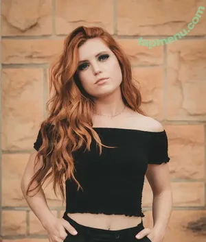Sydney Sierota / sydneysierota nude photo #0076