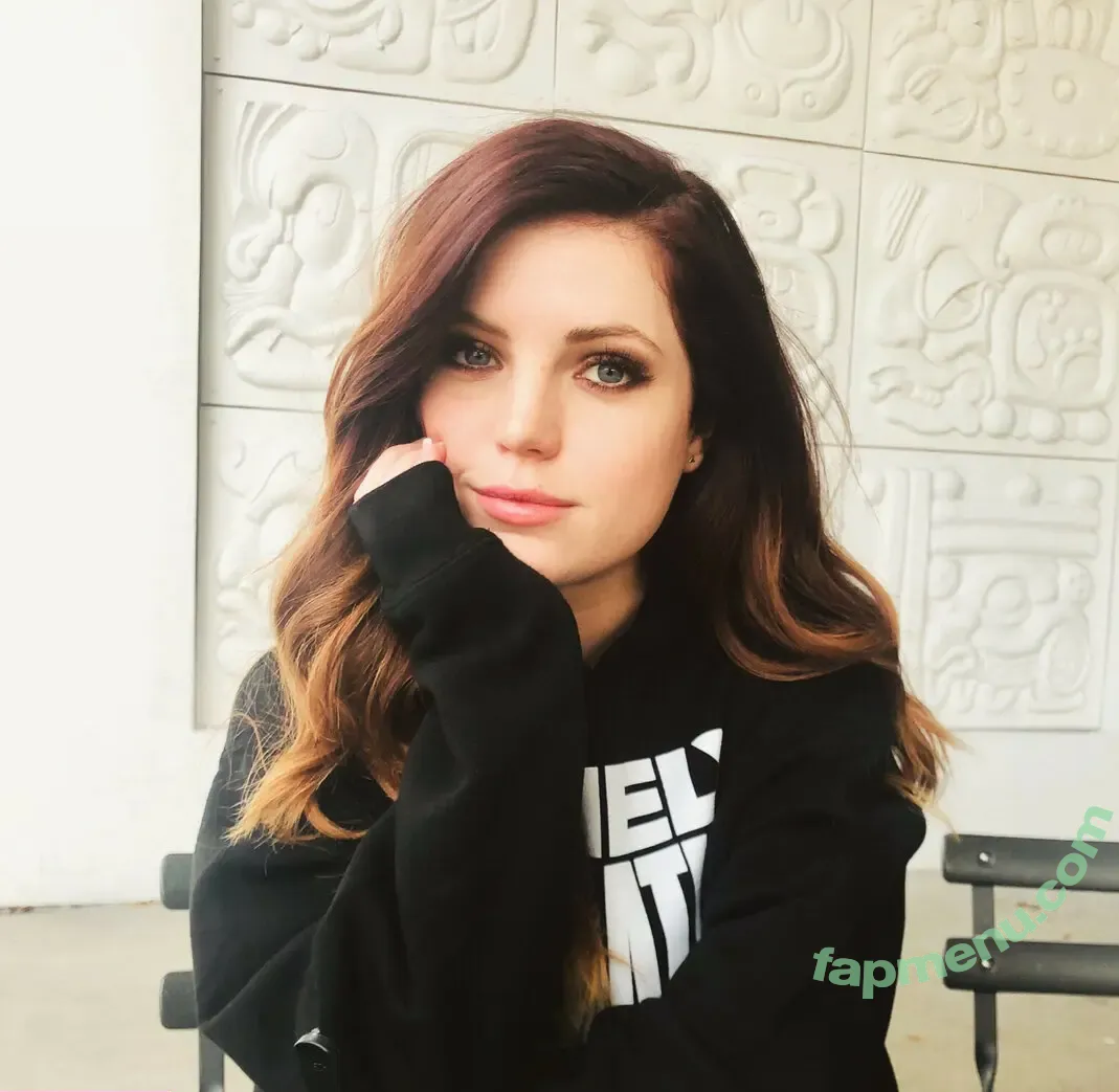 Sydney Sierota nude photo #0079 (sydneysierota)