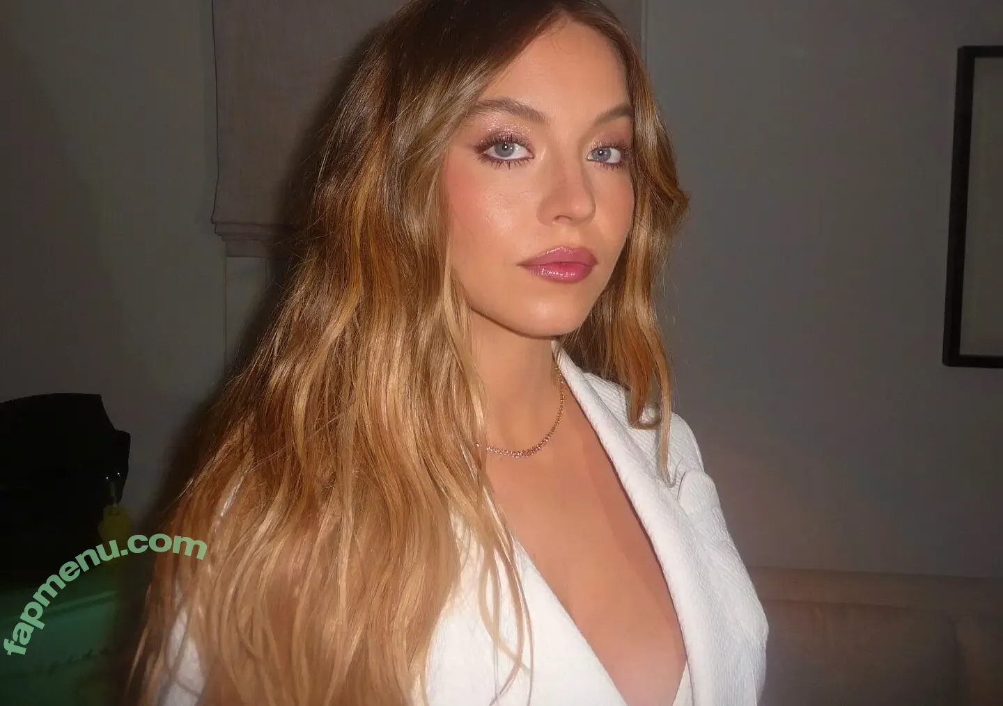 Sydney Sweeney nude photo #1565 (Sydney_Sweeney)