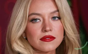 Sydney Sweeney / gal_gadot / sydney_sweeney nude photo #3707