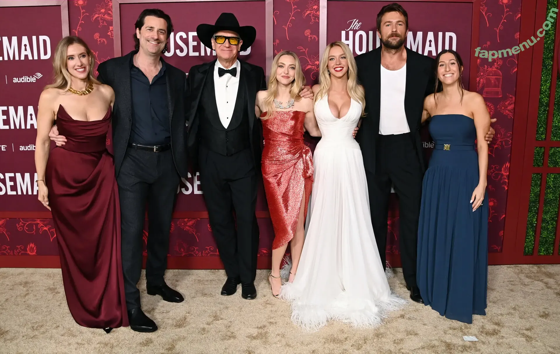 Sydney Sweeney nude photo #3656 (gal_gadot / sydney_sweeney)