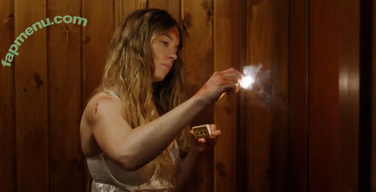 Sydney Sweeney nude photo #3796 (gal_gadot / sydney_sweeney)