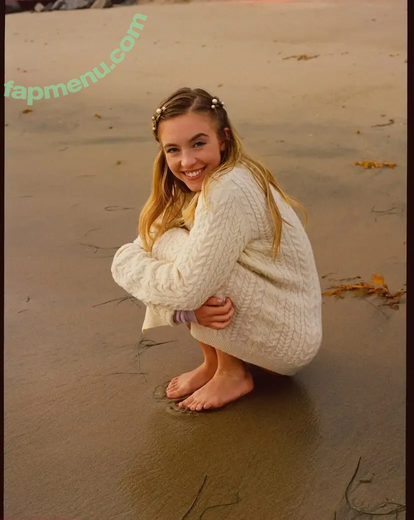 Sydney Sweeney nude photo #3853 (gal_gadot / sydney_sweeney)