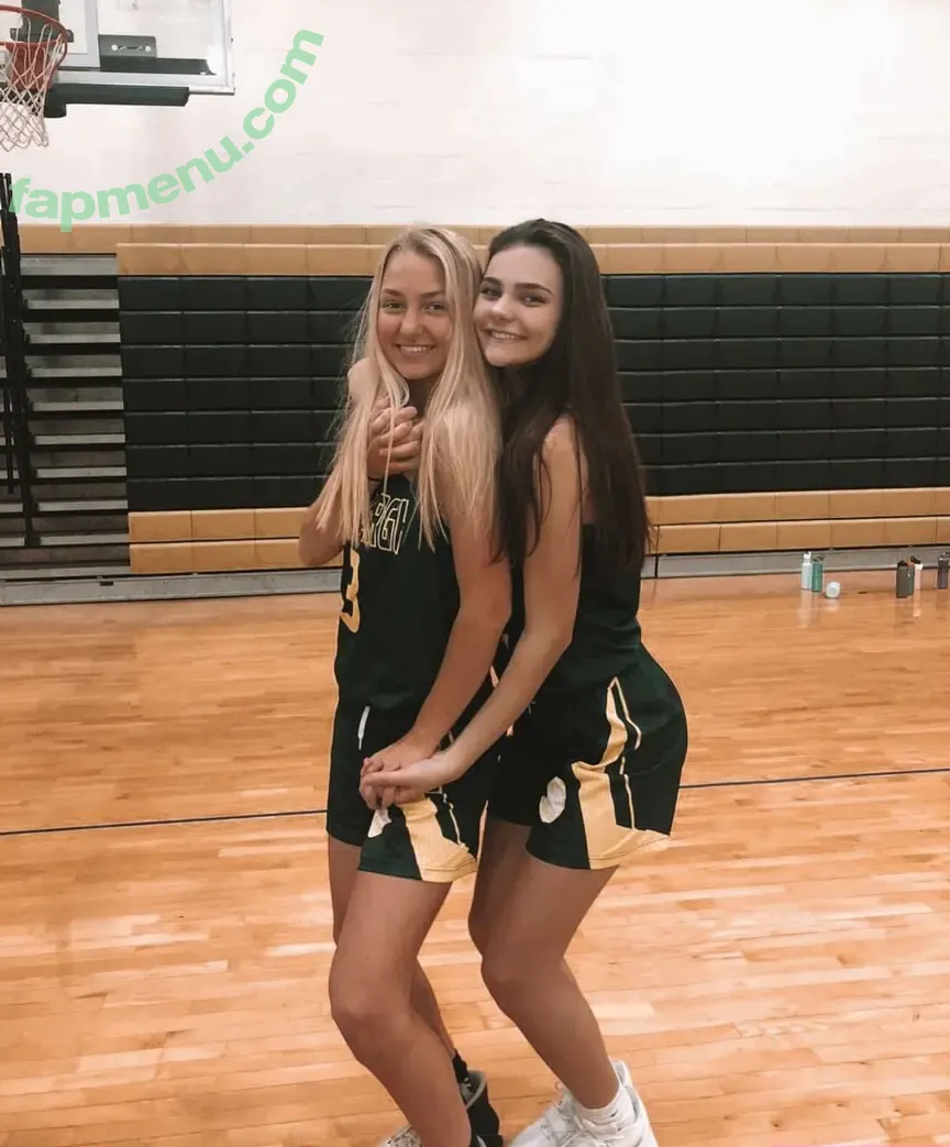 Sydney Thomas nude photo #0004 (iamsydneythomas / sydneythomasxxx)