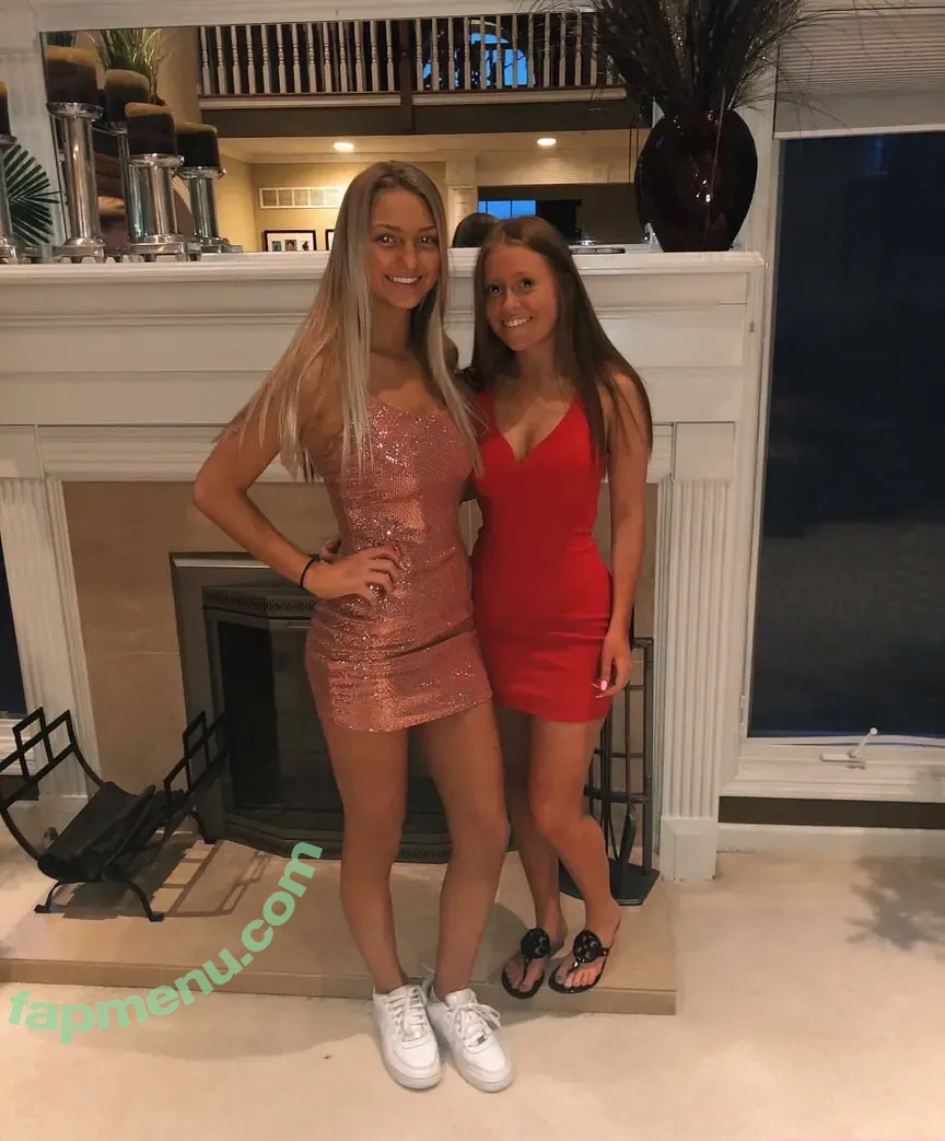 Sydney Thomas nude photo #0005 (iamsydneythomas / sydneythomasxxx)