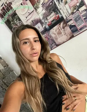 sydneydyer / white.trash.flash nude photo #0009