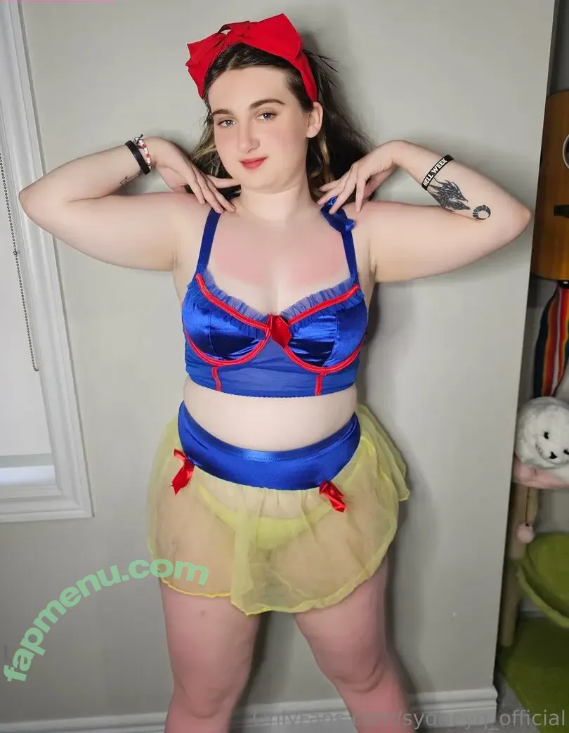 sydneyq_official nude photo #0049 (sydneyq.official)