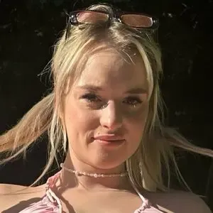 sydserenefree / syddeserva nude photo #0005