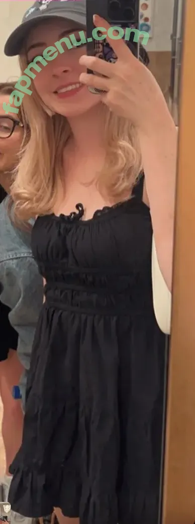 Sylvee nude photo #0054 (Sylveemhm / Sylveey)