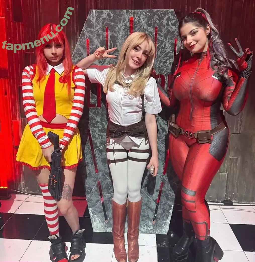 Sylvee nude photo #0060 (Sylveemhm / Sylveey)