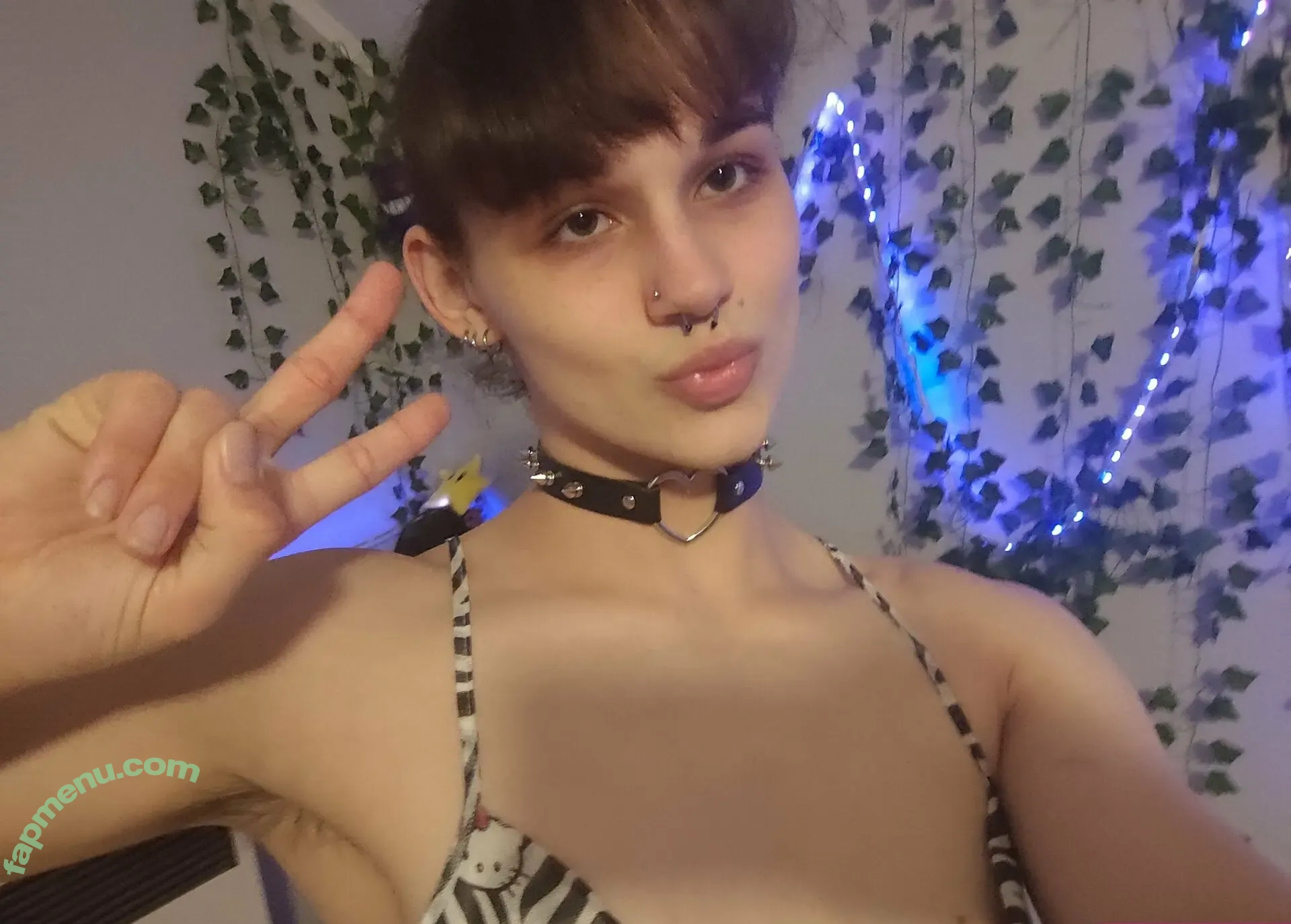 sylveonina nude photo #0048 (sylveonina)