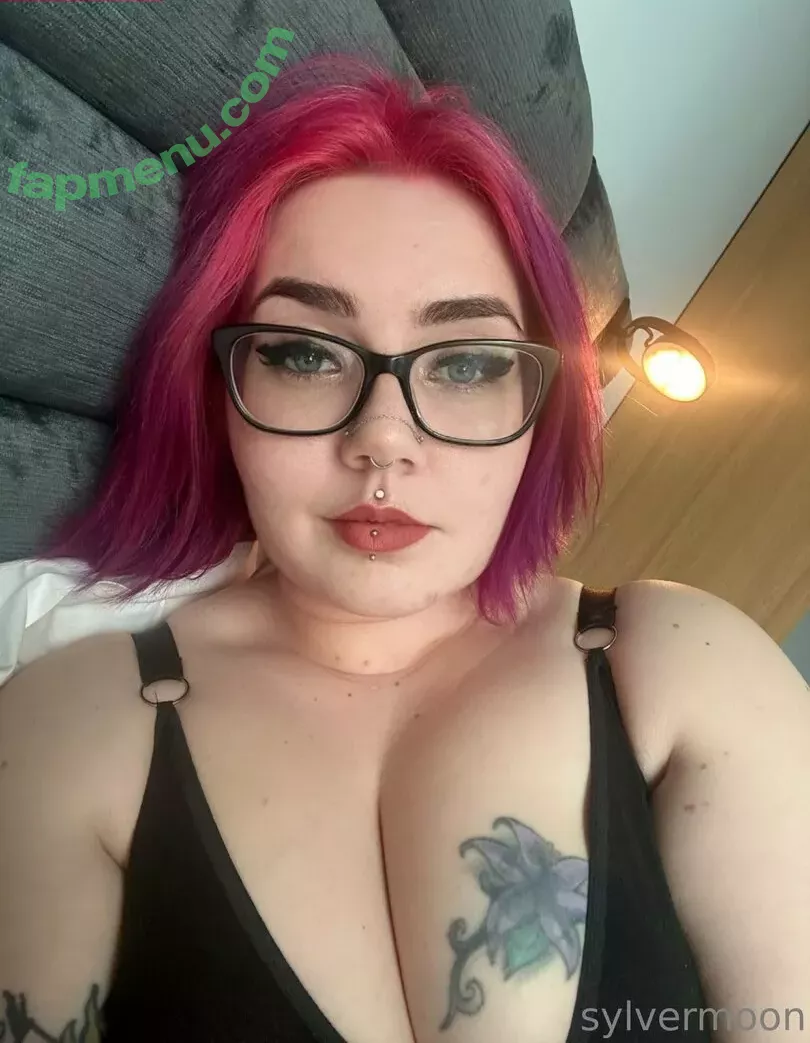 sylvermoon nude photo #0077 (sylver.moon)