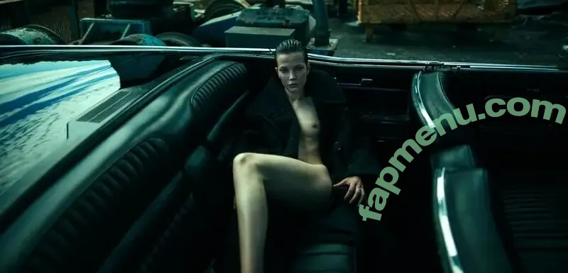 Sylvia Hoeks nude photo #0056 (sylviahoeks)