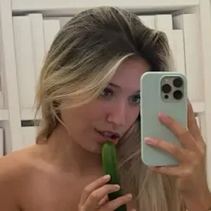 Sylvia Paige / paigesylviaa nude photo #0003