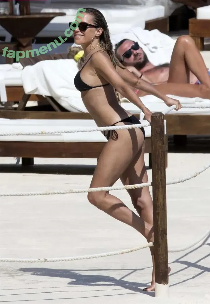 Sylvie Meis nude photo #2555 (MissSMeis / sylvie_meis / sylviemeis)