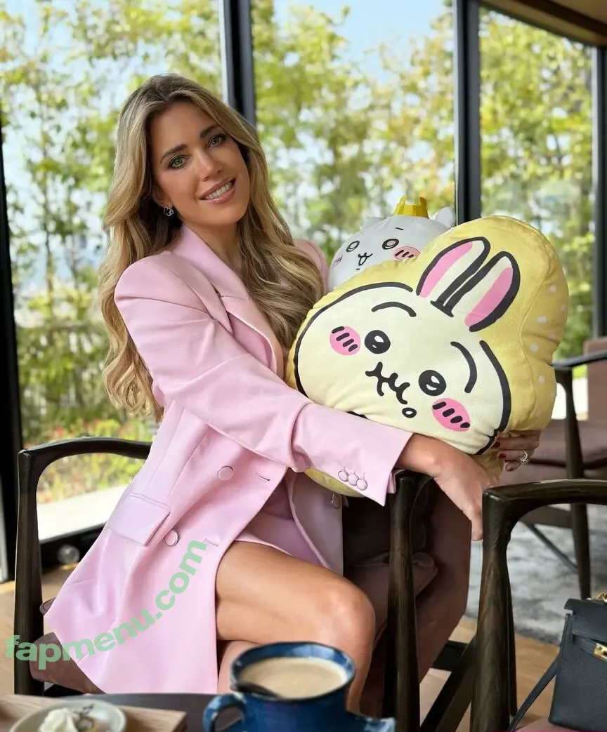 Sylvie Meis nude photo #2839 (MissSMeis / sylvie_meis / sylviemeis)