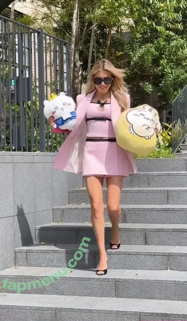 Sylvie Meis nude photo #2844 (MissSMeis / sylvie_meis / sylviemeis)