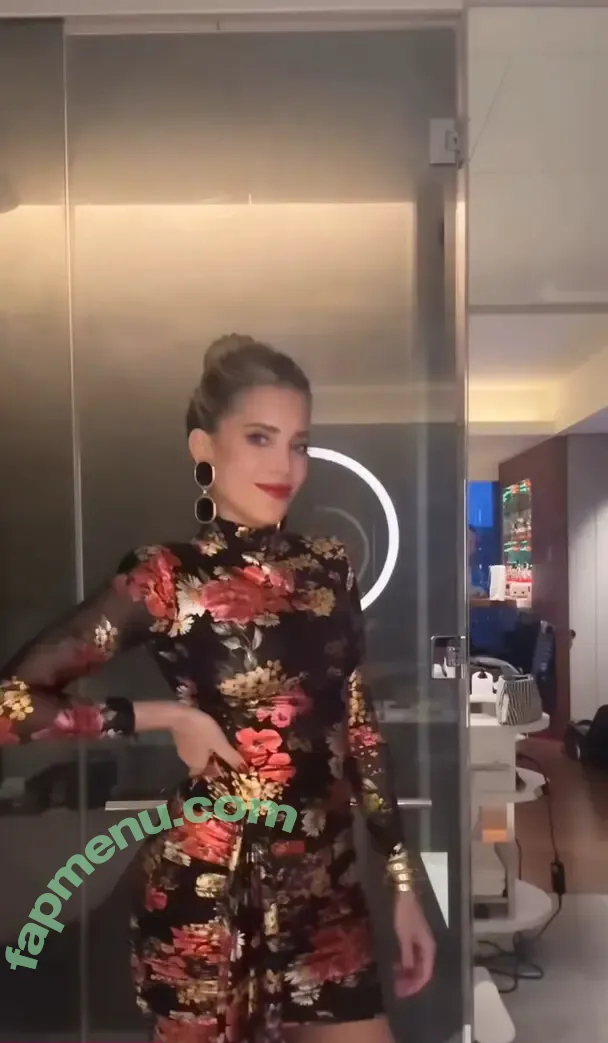 Sylvie Meis nude photo #2852 (MissSMeis / sylvie_meis / sylviemeis)