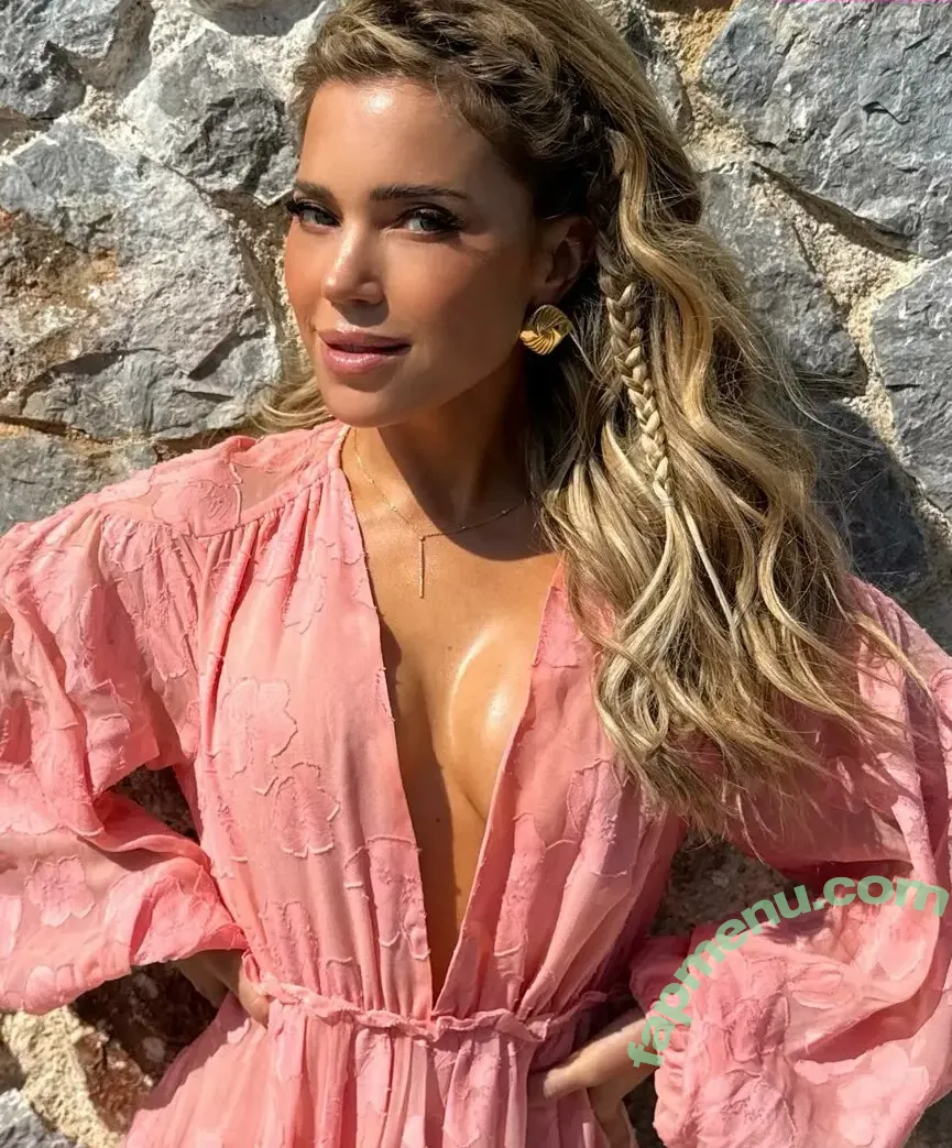 Sylvie Meis nude photo #2935 (MissSMeis / sylvie_meis / sylviemeis)