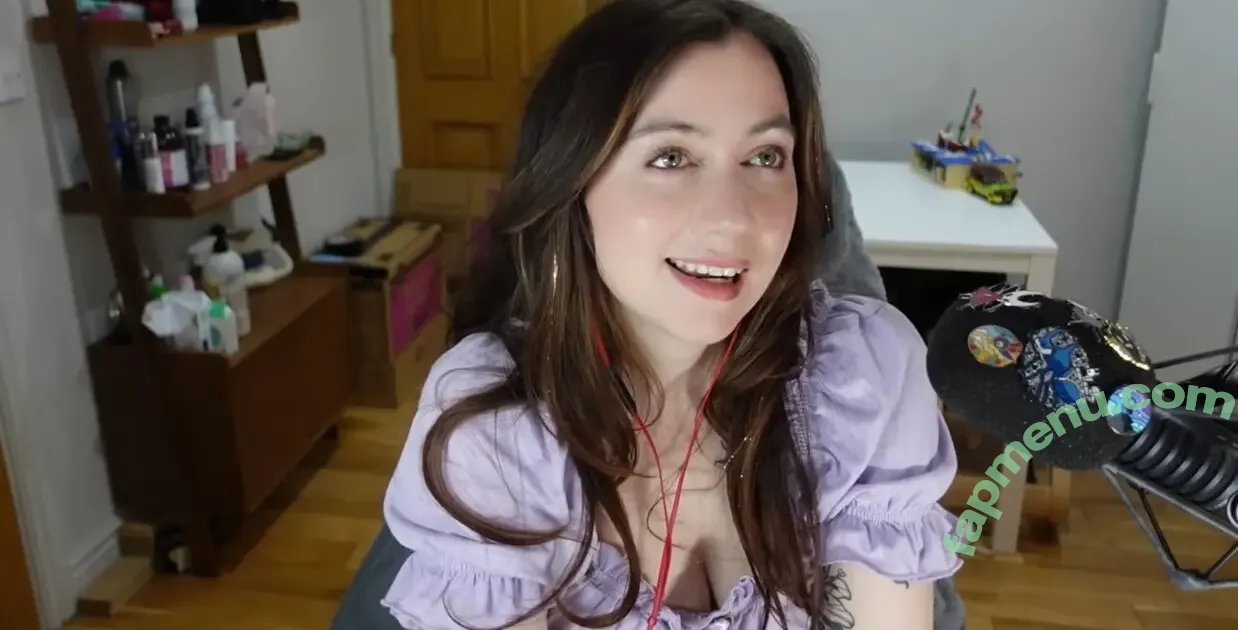 Symbalily nude photo #0023 (Symbalily)