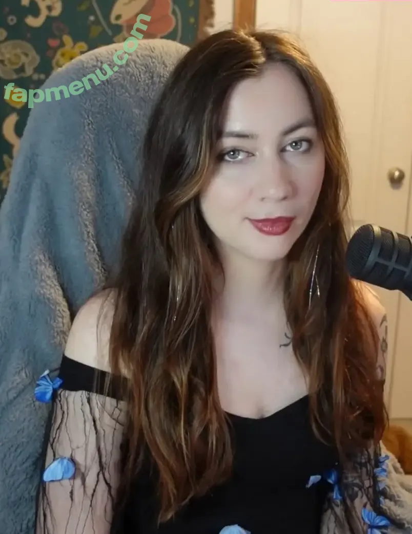 Symbalily nude photo #0028 (Symbalily)