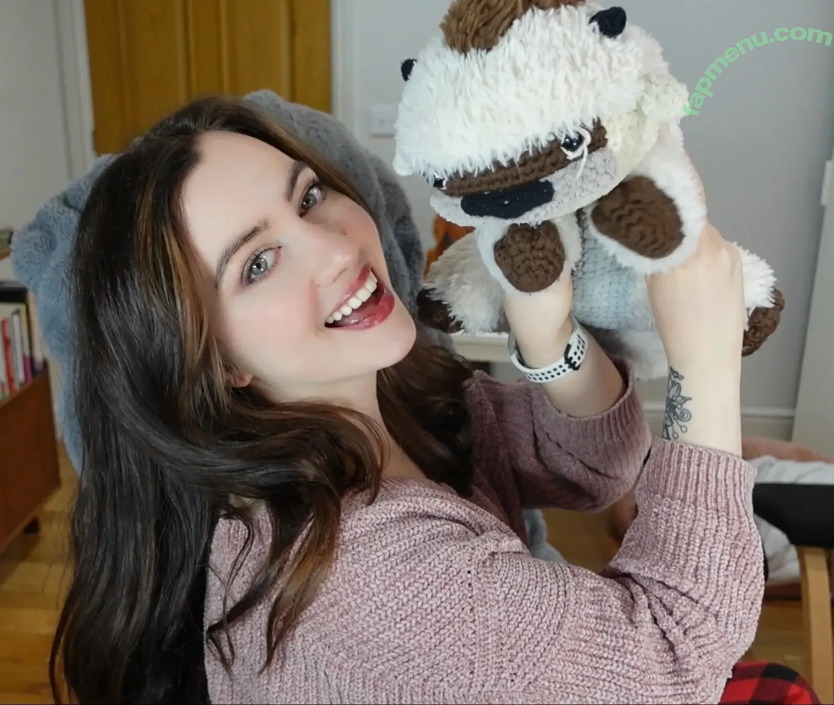 Symbalily nude photo #0039 (Symbalily)