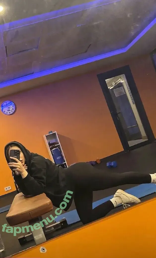 symkyck nude photo #0087 (erothick / symkyckkk)