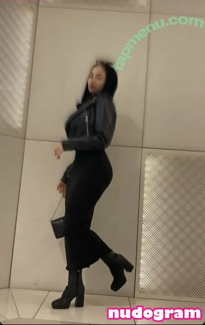 symkyck nude photo #0094 (erothick / symkyckkk)