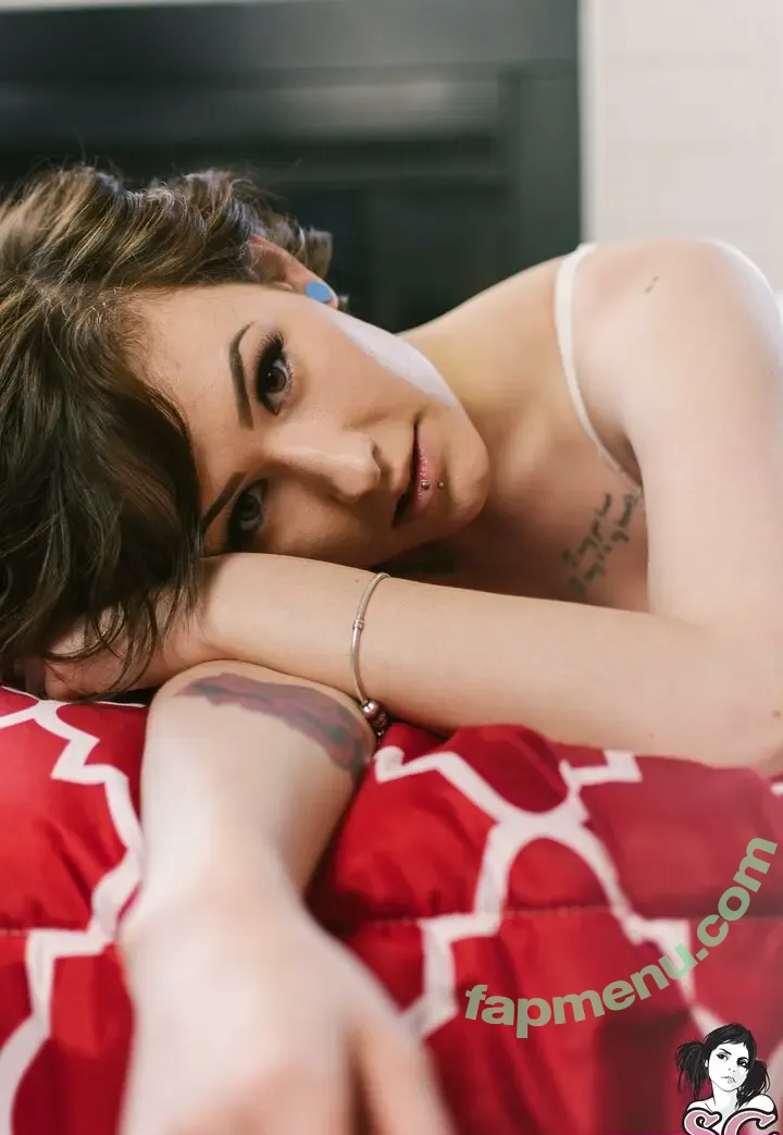 Symphony nude photo #0186 (Rugersantana / Verafaye / symphonyyyy)