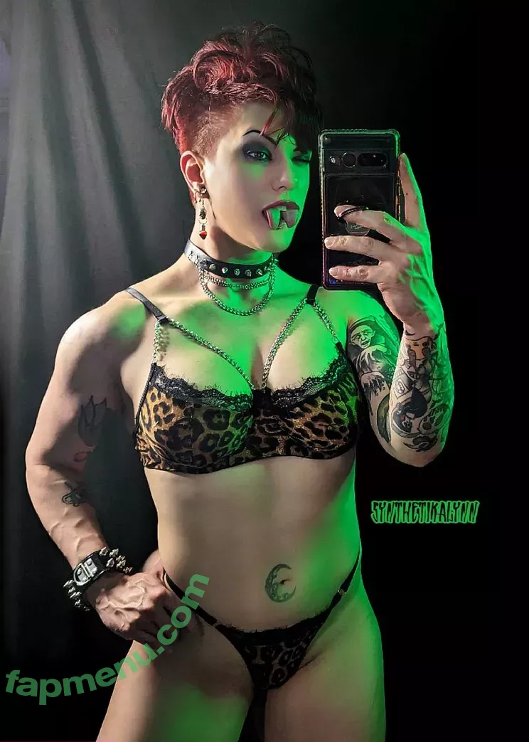 Synthetika Lynn nude photo #0075 (synthetika_lynn / synthetikalynn)