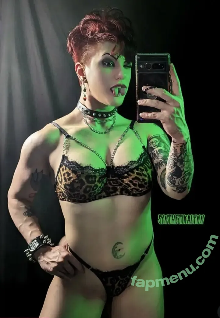 Synthetika Lynn nude photo #0244 (synthetika_lynn / synthetikalynn)