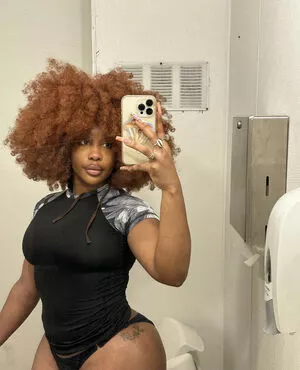 SZA / Solana Rowe / thejad3x nude photo #0085